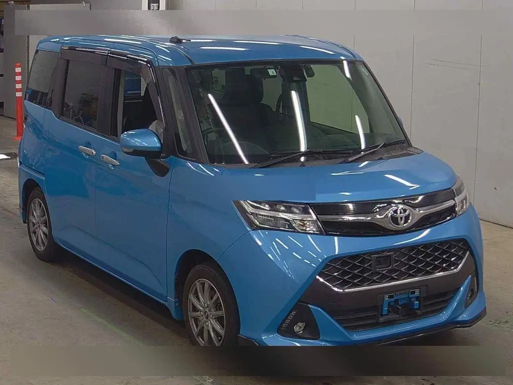 TOYOTA TANK CUSTOM 2018