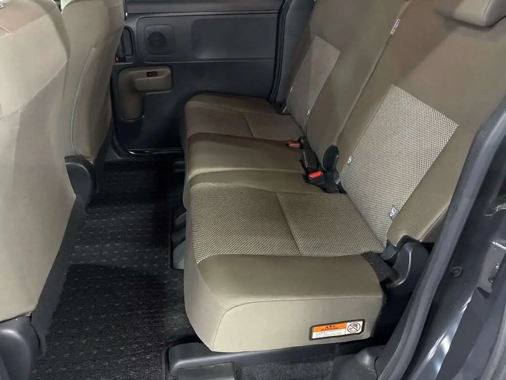 TOYOTA SIENTA G 2022