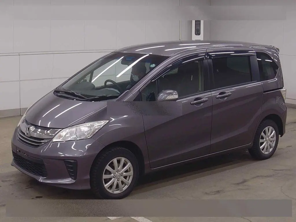 HONDA FREED G PREMIUM EDITION 2015