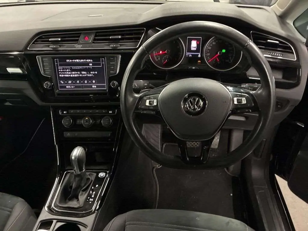 VOLKSWAGEN GOLF TOURAN TSI HIGH LINE 2017