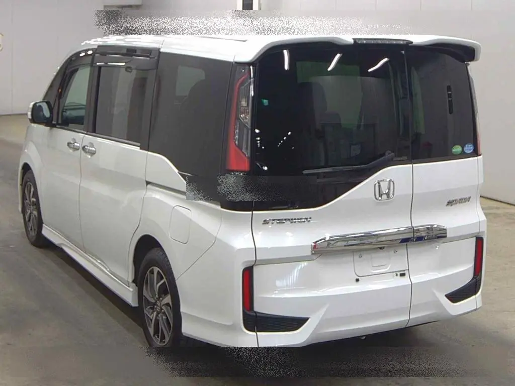 HONDA STEPWGN SPADA HONDA SENSING 2017