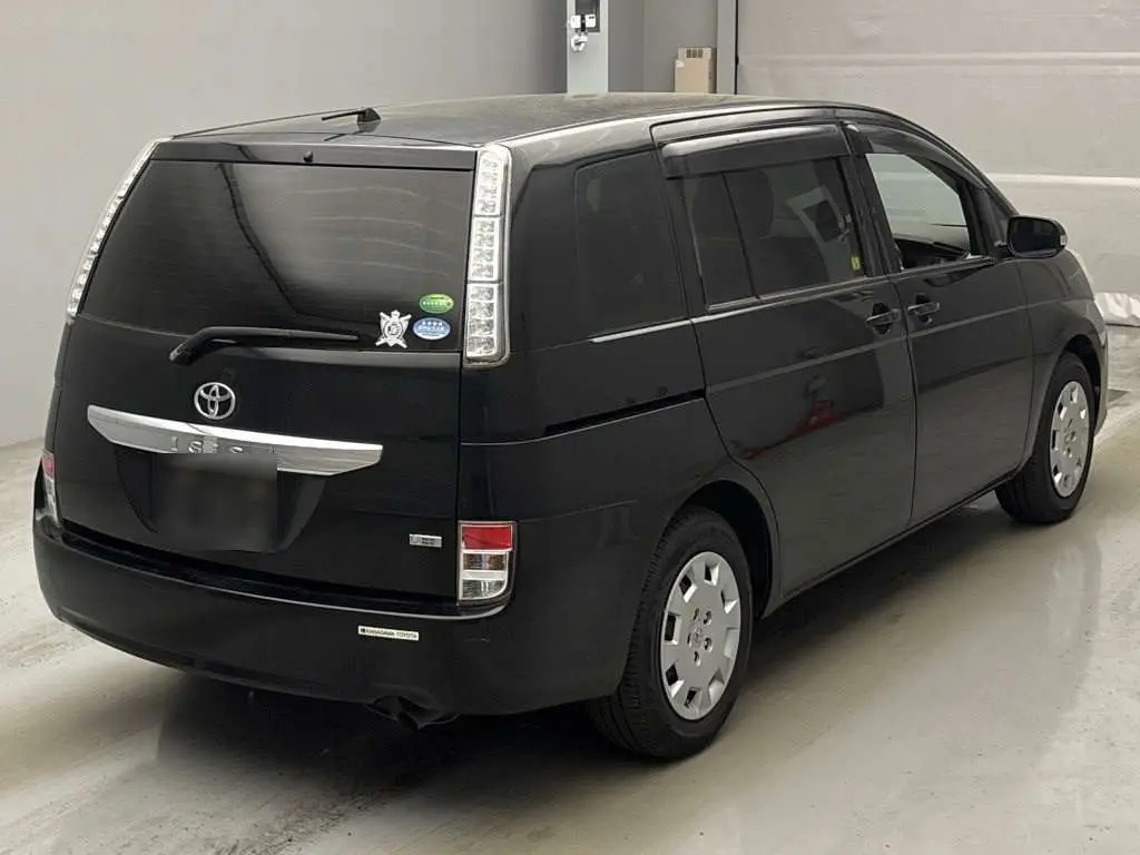 TOYOTA ISIS L X SELECTION 2013