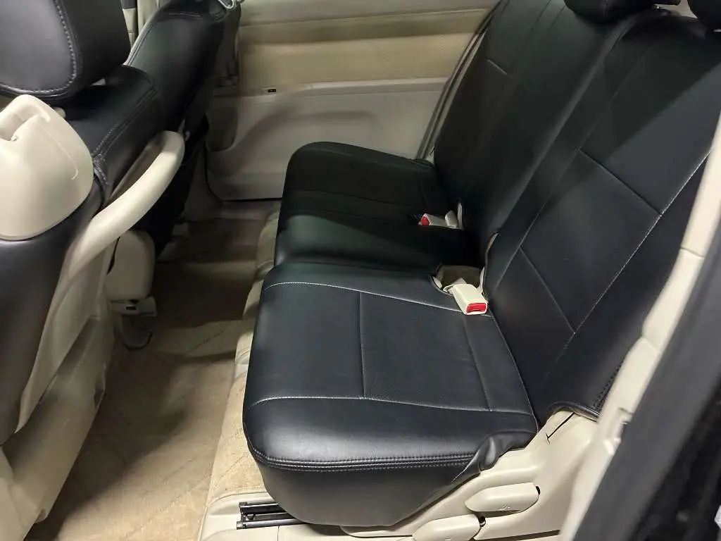 TOYOTA ISIS L X SELECTION 2013