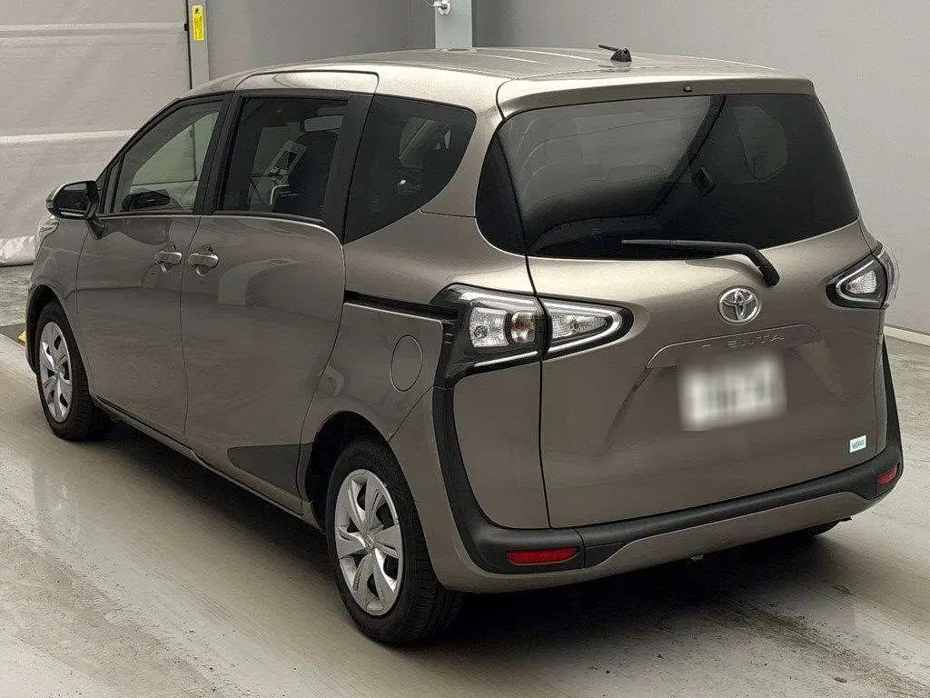 TOYOTA SIENTA G 2022
