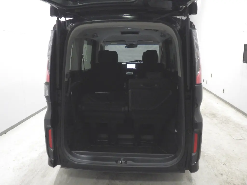 HONDA STEPWGN SPADA HONDA SENSING 2019
