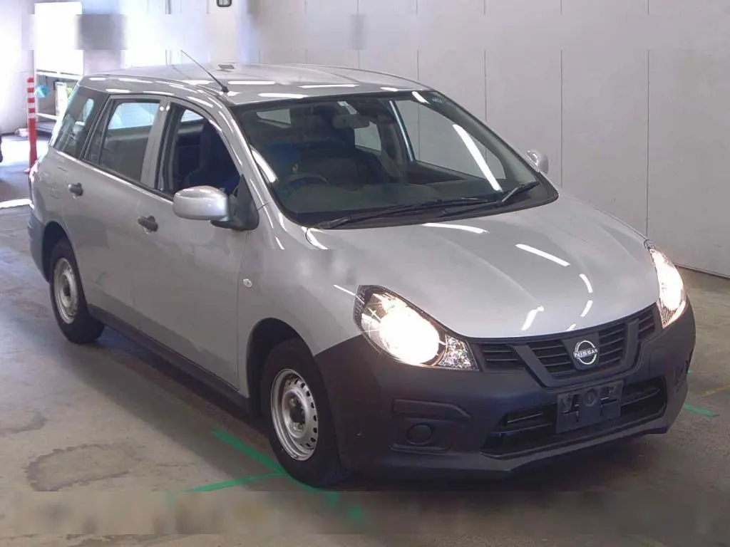 NISSAN AD VE 2023