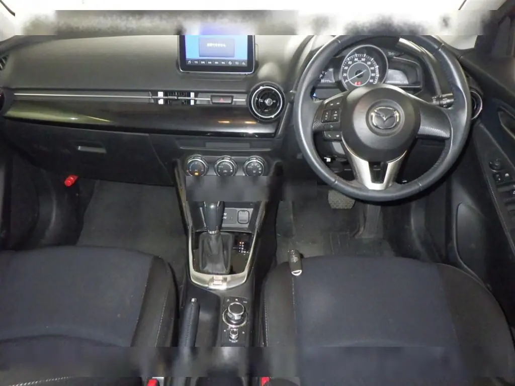 MAZDA DEMIO 13S 2015