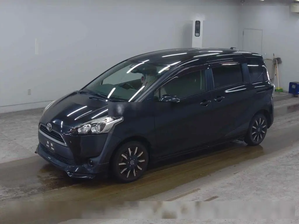 TOYOTA SIENTA G 2016
