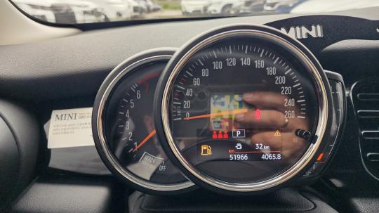 MINI COOPER CLASSIC SAT 5 DOOR 2022