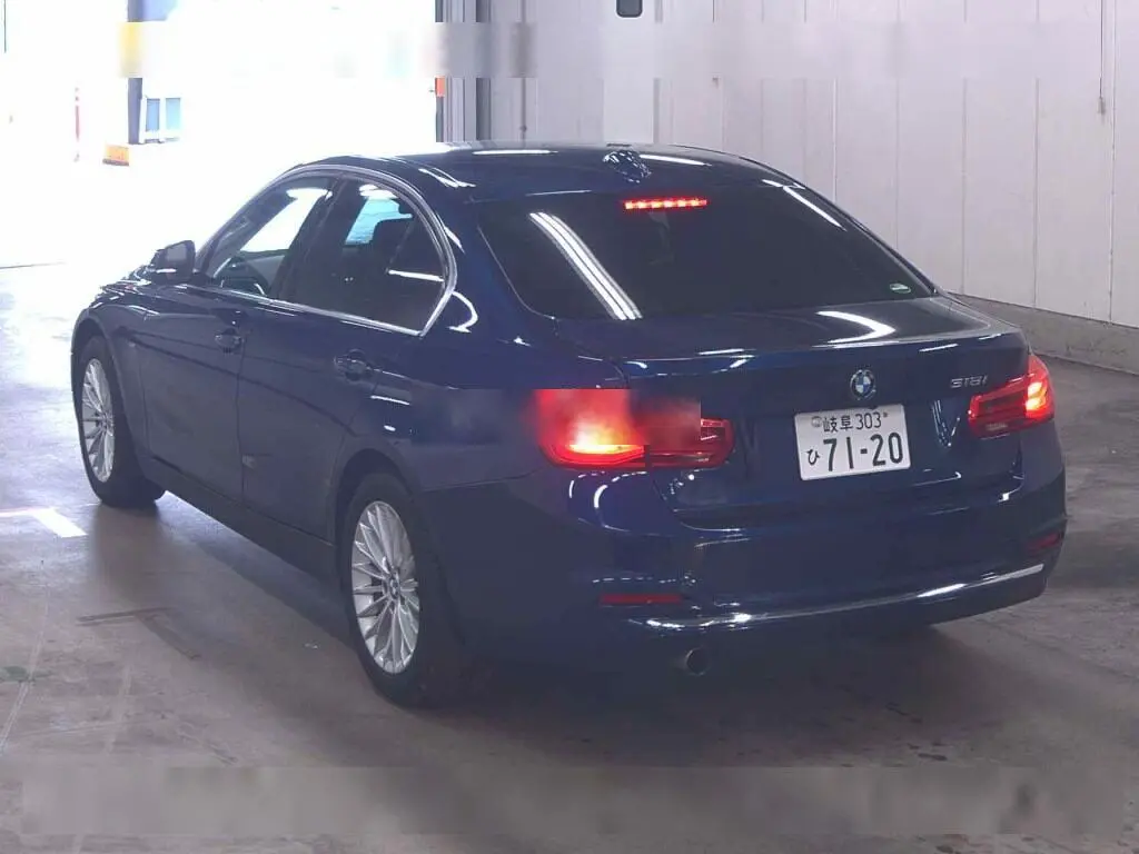 BMW 3 SERIES 318I LUXURY 2017