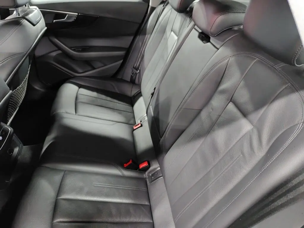 AUDI A4 AVANTE 1.4TFSI SPORT 2018