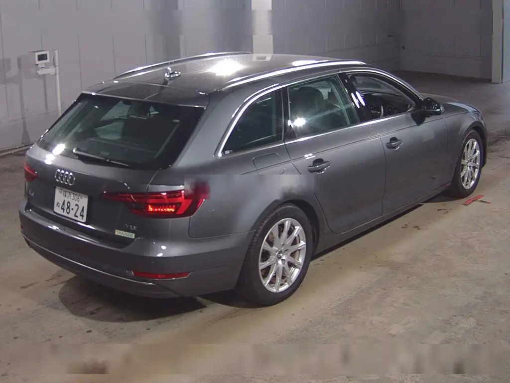 AUDI A4 AVANTE 1.4TFSI SPORT 2018