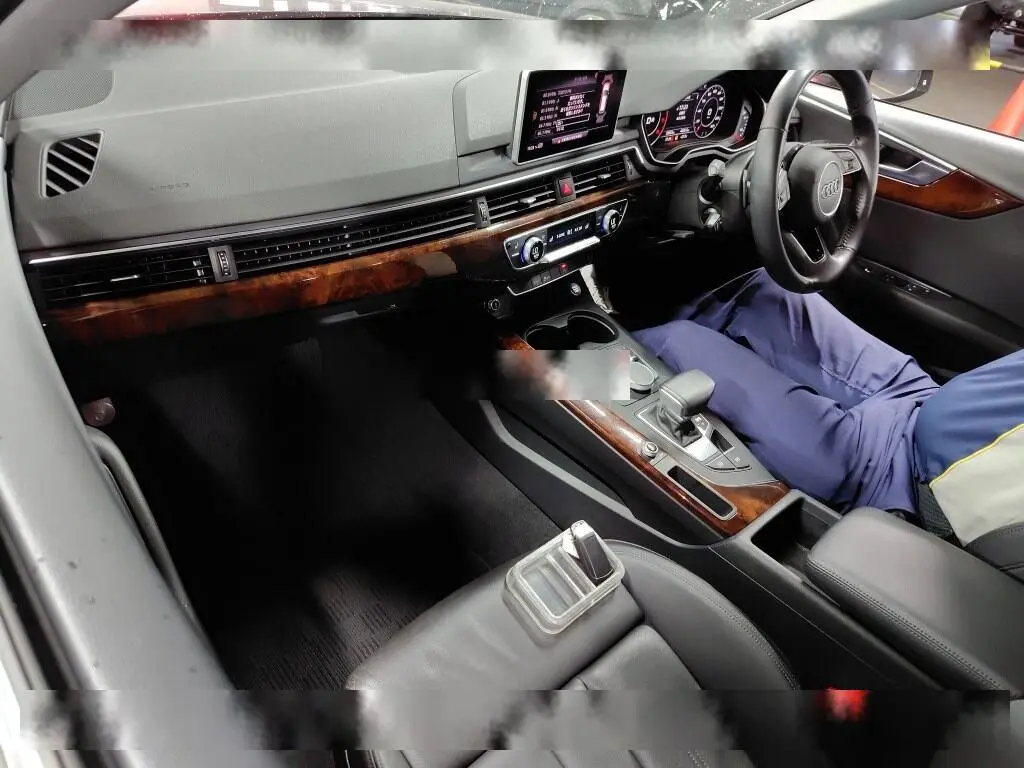 AUDI A4 AVANTE 1.4TFSI SPORT 2018
