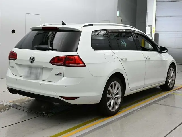 VOLKSWAGEN GOLF VARIANT TSI HIGH LINE 2014