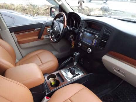 MITSUBISHI PAJERO 2009