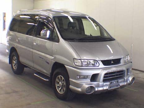 MITSUBISHI DELICA SPACE GEAR CHAMONIX 2004