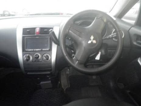 MITSUBISHI COLT PLUS 4WD 1.5RX 2010