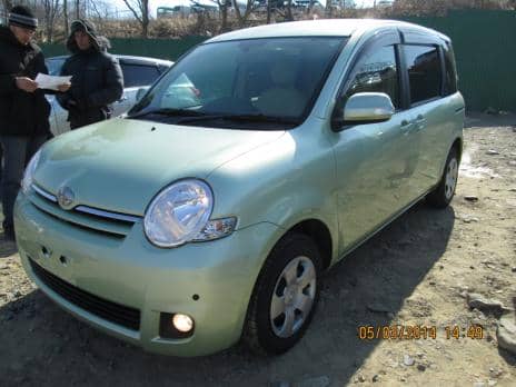 TOYOTA SIENTA 4WD G 2009
