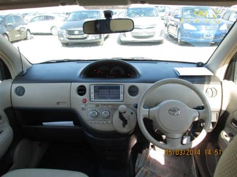 TOYOTA SIENTA 4WD G 2009