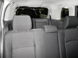 TOYOTA ISIS PLATANA 2010