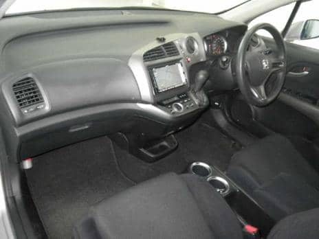 HONDA STREAM STYLEED 2007