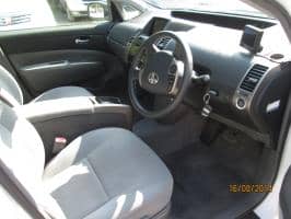 TOYOTA PRIUS EX 2010