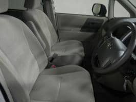 TOYOTA NOAH 4WD X L SELECTION 2010