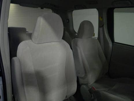 TOYOTA NOAH 4WD X L SELECTION 2010