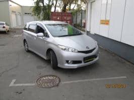 TOYOTA WISH 4WD 2011
