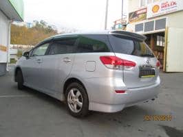 TOYOTA WISH 4WD 2011