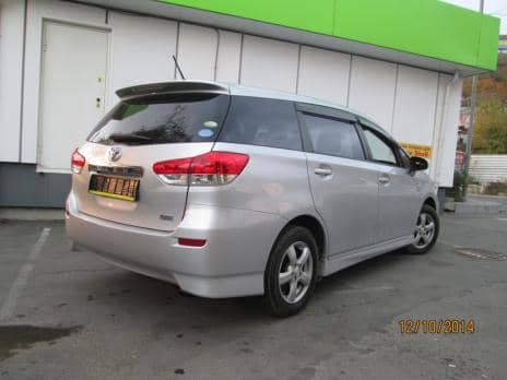 TOYOTA WISH 4WD 2011