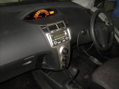 TOYOTA VITZ B SHIKOKU LIMITED CAR 2010