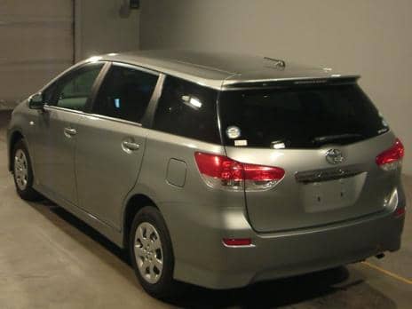 TOYOTA WISH 4WD X 2010