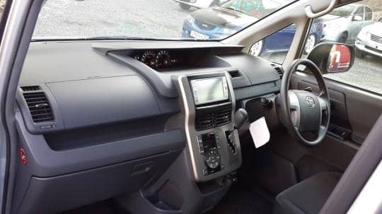 TOYOTA NOAH 4WD XL SELECTION  2009