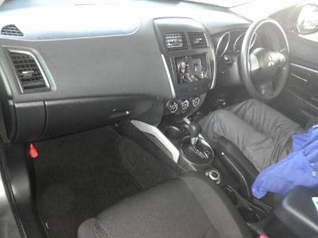 MITSUBISHI RVR M 2010