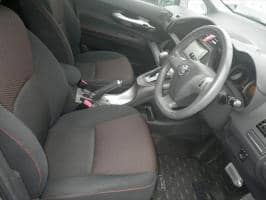 TOYOTA AURIS 180G S PACKAGE 2010