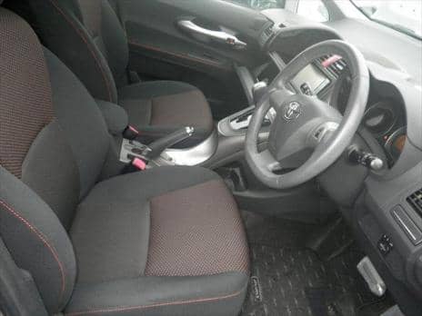 TOYOTA AURIS 180G S PACKAGE 2010