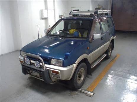 NISSAN MISTRAL  1996