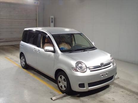 TOYOTA SIENTA X 2012