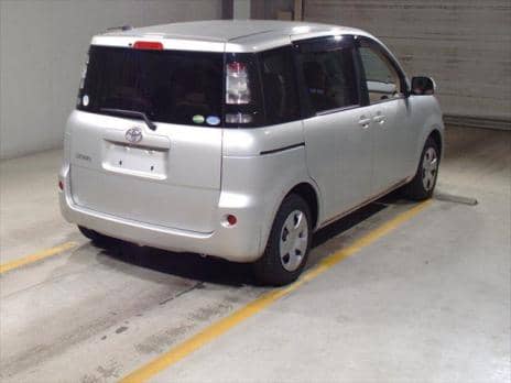 TOYOTA SIENTA X 2012