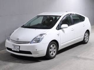TOYOTA PRIUS EX 2011