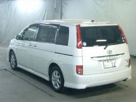 TOYOTA ISIS PLATANA LTD 2009