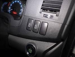 TOYOTA ISIS PLATANA LTD 2009