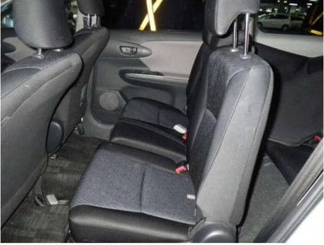 TOYOTA WISH 1.8X 4WD 2010