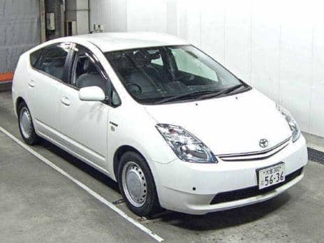 TOYOTA PRIUS EX 2011