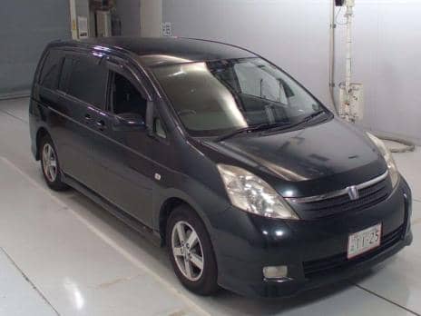 TOYOTA ISIS PLATANA 2004
