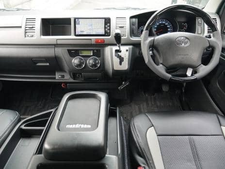 TOYOTA HIACE VAN SUPERGL 4WD 2011