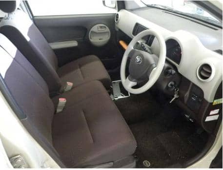 TOYOTA PASSO HANA 2013