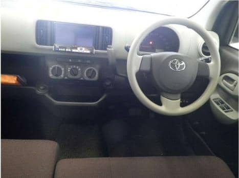 TOYOTA PASSO HANA 2013