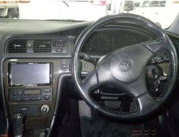 TOYOTA CHASER TOURERV 1998